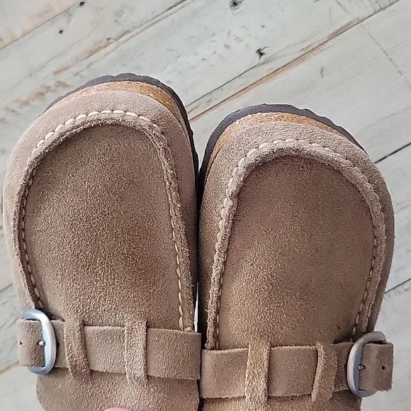 Birkenstock Tan Loafers Slip-Ons with Adjustable Strap