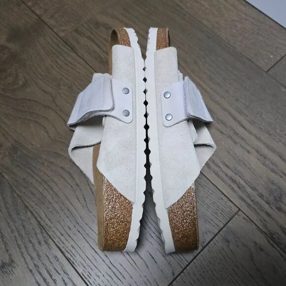 Birkenstock Kyoto Suede Touch Strap Slides in Antique White 40