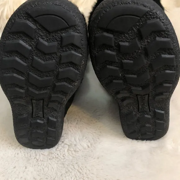 Black fur Pajar winter boots size 7