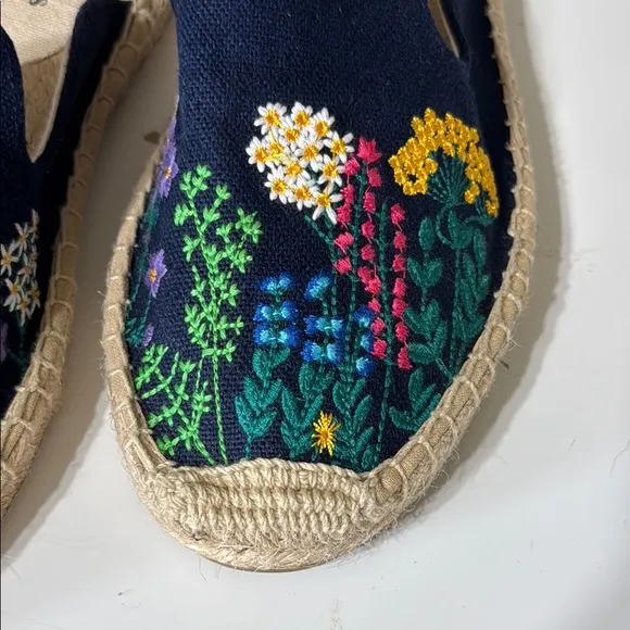 Blue Espadrilles with Floral Embroidery Slip On Slides Size 8