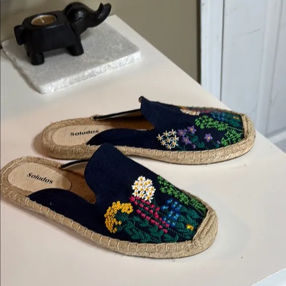 Blue Espadrilles with Floral Embroidery Slip On Slides Size 8
