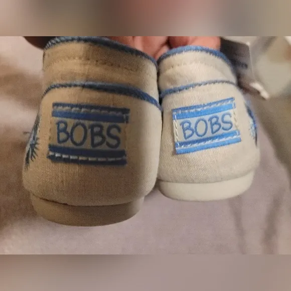 BOBS for DOGS from Sketchers Dogs Design Memory Foam Slip On Womens Shoes Size 7