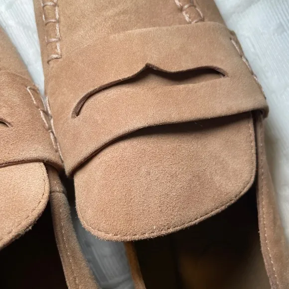 Boden Suede Penny Loafers Women’s size 40 / size 8 US Tan 309085 A1284