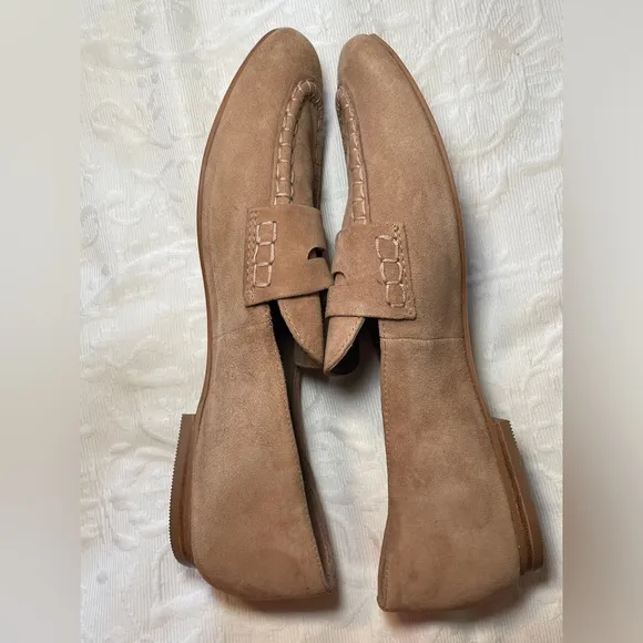 Boden Suede Penny Loafers Women’s size 40 / size 8 US Tan 309085 A1284