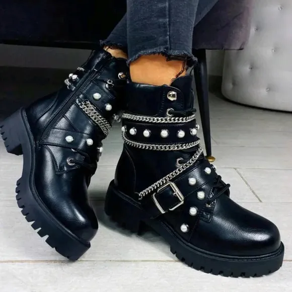 Boots Gothic Thick Sole Boots Metalic Decoration Chain Zipper