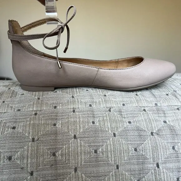 Born Kharen Beige Tan Natural Leather Ballet Flat Women 7 Tie Ankle Strap Casual