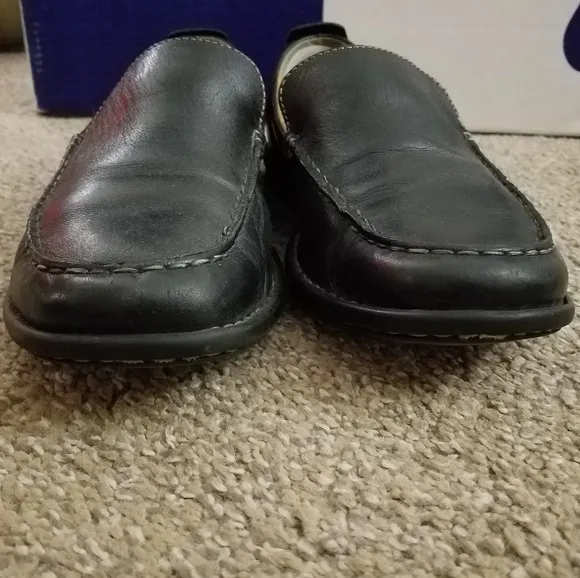 💙Born Size 9.5 Loafers