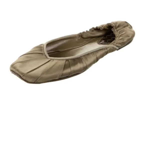 Bottega Veneta Square Toe Satin Flats Olive 40