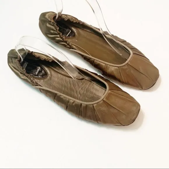 Bottega Veneta Square Toe Satin Flats Olive 40