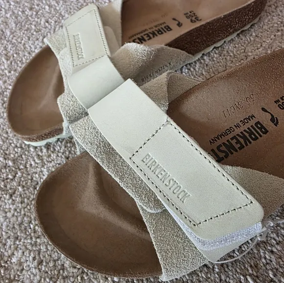 Brand New Birkenstock Oita Suede Leather Slides Faded Lime Size 39