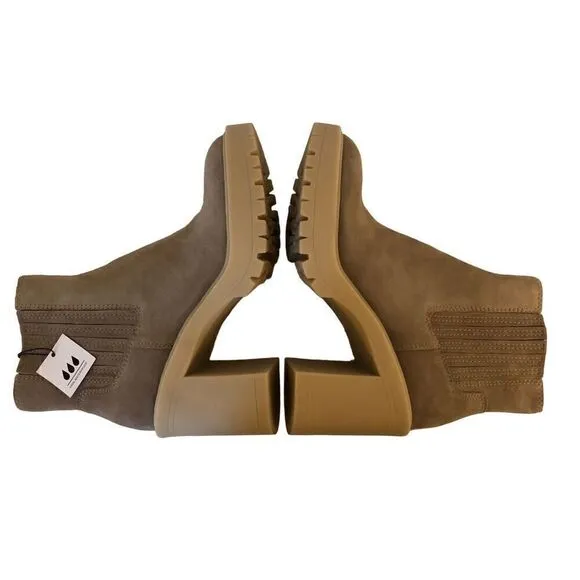 Brand New Dolce Vita Caster H2O Waterproof Lug Sole Platform Suede Boots 8.5