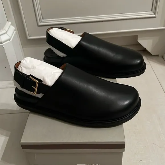 Brand new Marni fussbett sabot flats with strap