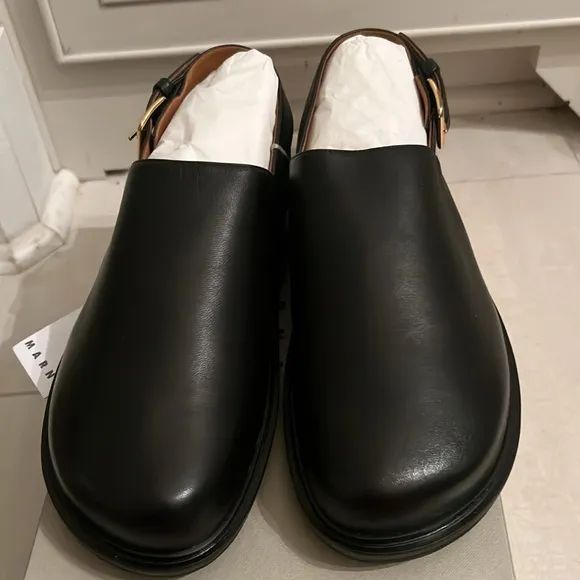 Brand new Marni fussbett sabot flats with strap