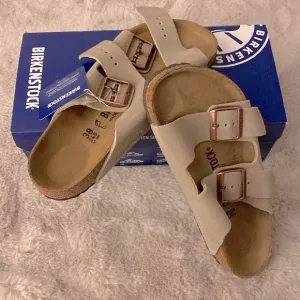 Brand New with Box &amp; Tags (NWT) Birkenstock Arizona Suede Slides - Taupe Size 38