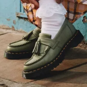 BRAND NEW DR MARTENS ADRIAN TASSEL  DETAILED LOAFERS