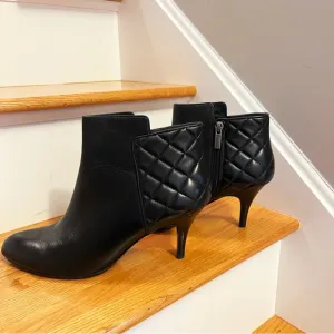 Brooks Brothers Black Quilted Calfskin Heeled Ankle Booties