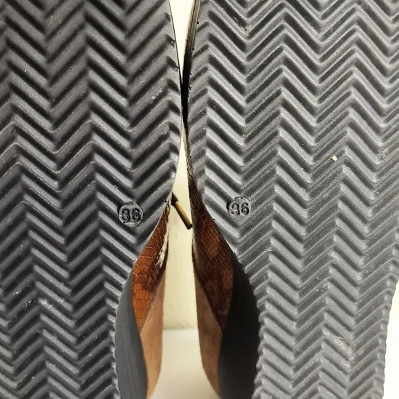 Brown Snake Print Women's Loafers
