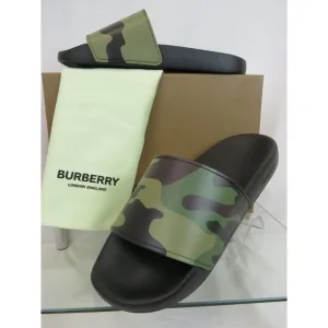 BURBERRY FURLEY GREEN RUBBER CAMOUFLAGE LETTERING LOGO SANDAL SLIDES EUR 41 US 8