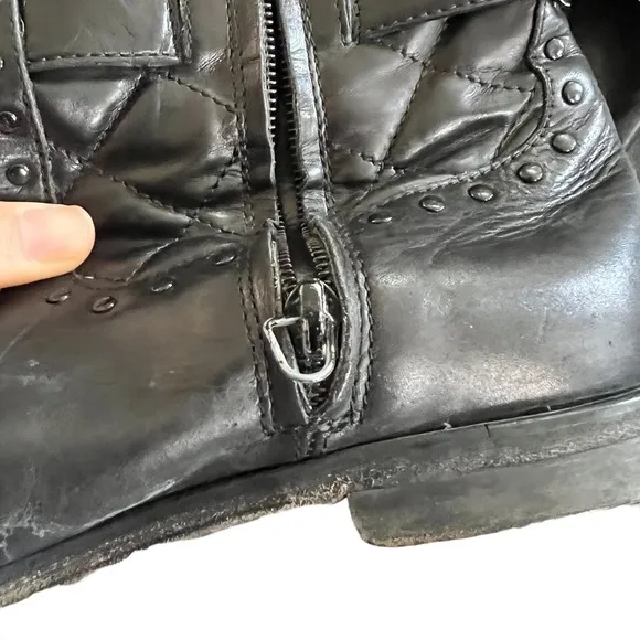 Burberry Leather Quilted Boots Sz 41
