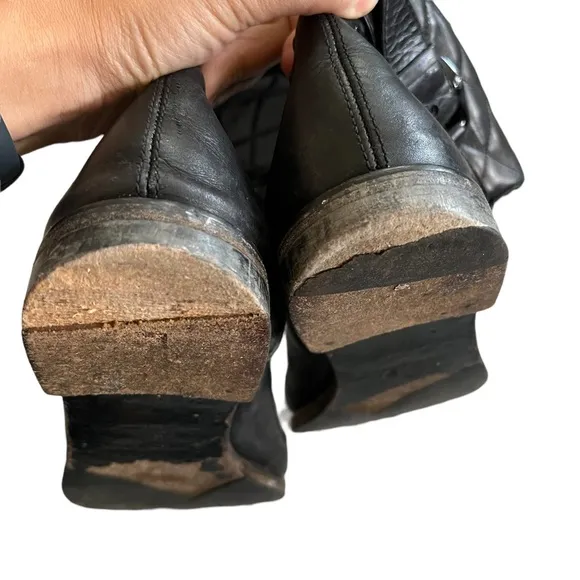 Burberry Leather Quilted Boots Sz 41