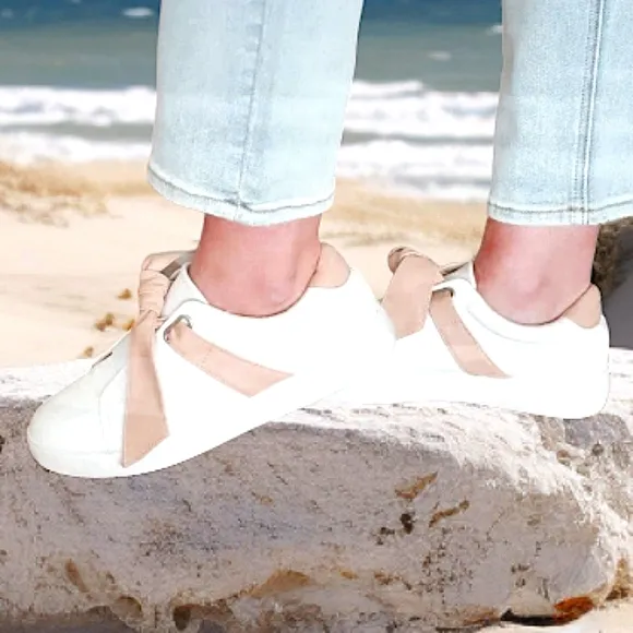 CCOCCI Lettuce Sneakers ~ NIB