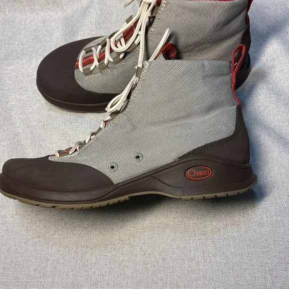 Chaco Tedinho Bulloo Salmon Run Women’s boots. Size 9