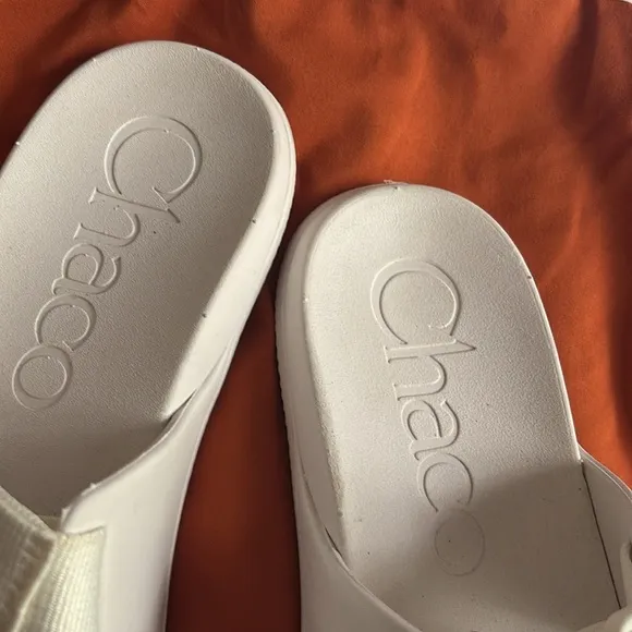 Chaco white Slide Sandals with Adjustable Straps size 6
