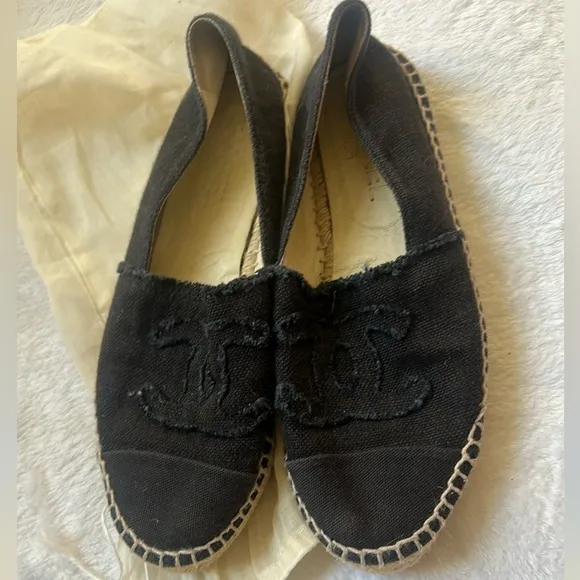 Chanel Classic CC Black Canvas/ Leather Espadrille Flats, Size US8.5 or IT39