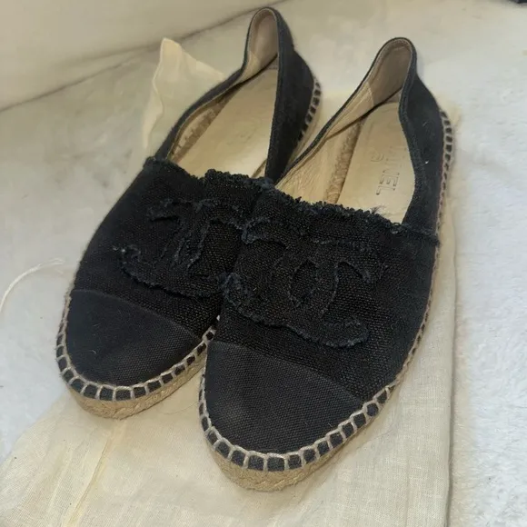 Chanel Classic CC Black Canvas/ Leather Espadrille Flats, Size US8.5 or IT39