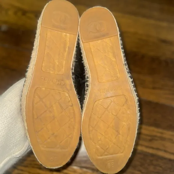 Chanel Classic CC Black Canvas/ Leather Espadrille Flats, Size US8.5 or IT39