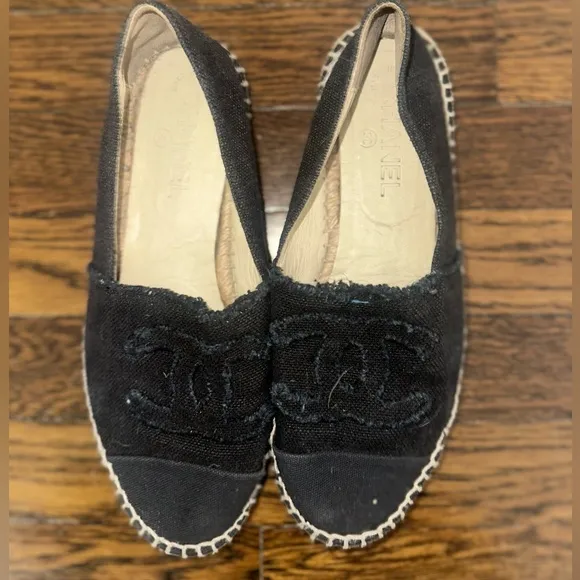 Chanel Classic CC Black Canvas/ Leather Espadrille Flats, Size US8.5 or IT39