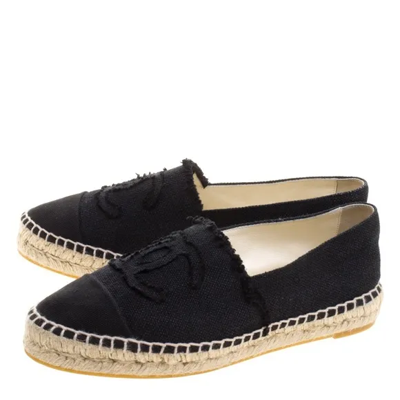 Chanel Classic CC Black Canvas/ Leather Espadrille Flats, Size US8.5 or IT39