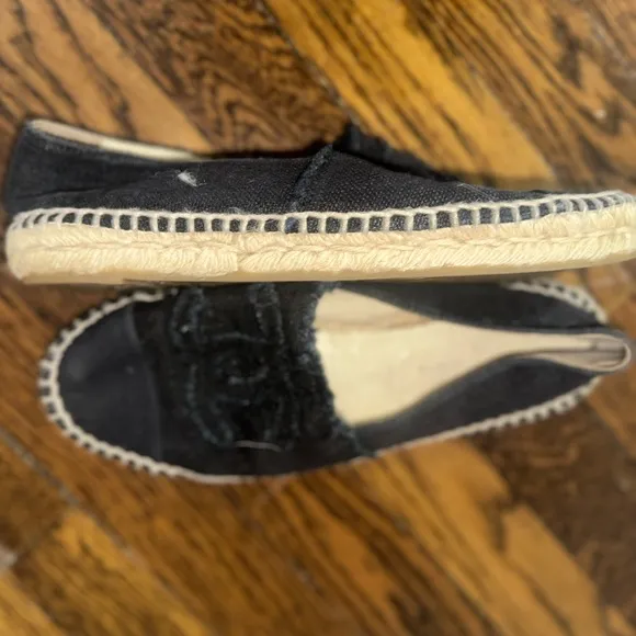 Chanel Classic CC Black Canvas/ Leather Espadrille Flats, Size US8.5 or IT39
