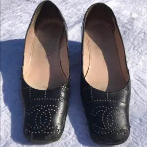 CHANEL Slip-On Black Leather Shoes US 6; EU 36