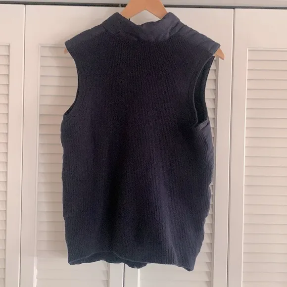 Charles Tyrwhitt Navy Blue Quilted &amp; Merino Wool Hybrid Vest Zip Front Size M