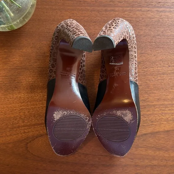 Chie Mihara ‘Osuna’ Block Heel Loafers in Black size 8.5