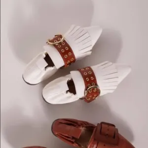 Chloe White Roy Kiltie Fringe Flats Size 40
