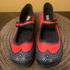Chocolaticas Habana Carmine Mary Jane Flats Red Black Size 11 US 41 EU