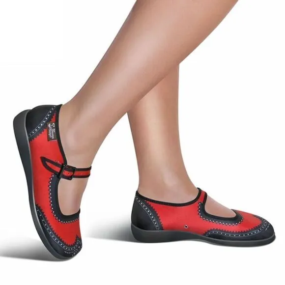 Chocolaticas Habana Carmine Mary Jane Flats Red Black Size 11 US 41 EU