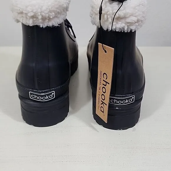 Chooka waterproof black tie up boots with faux fur NWT