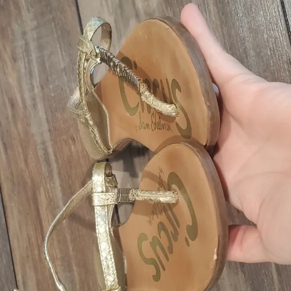 Circus by Sam Edelman &quot;Like New&quot;Corinne T strap flats Sandals shoes sz 8M