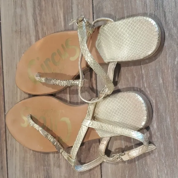 Circus by Sam Edelman &quot;Like New&quot;Corinne T strap flats Sandals shoes sz 8M
