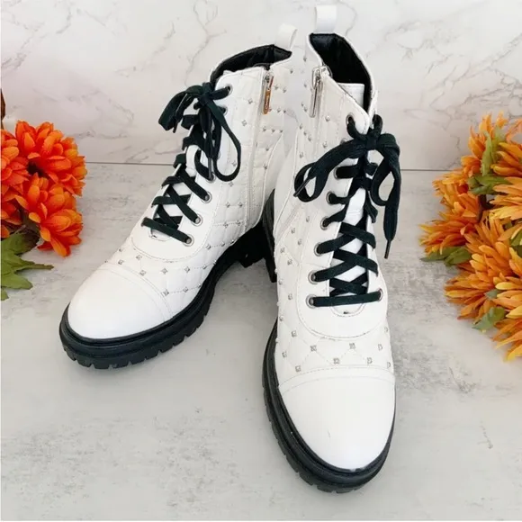 Circus by Sam Edelman Goodwin White Studded Laceup Combat Booties, Size 7.5