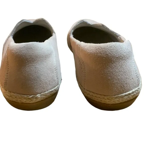 Clarks Beige Flats Ladies Shoe Size 10 Suede Slip On Espadrilles