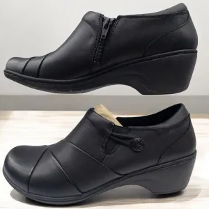 Clarks Channing Ann Slip-On 2&quot; Heeled Loafers Women's Size 9 Black