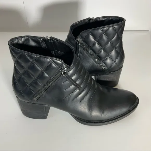 Clarks Narrative Collection Women’s Movie Retro Ankle Black Boot Quilted…