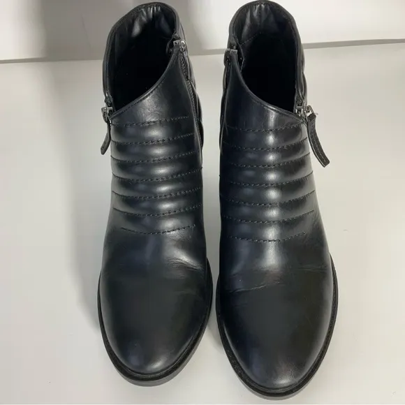 Clarks Narrative Collection Women’s Movie Retro Ankle Black Boot Quilted…