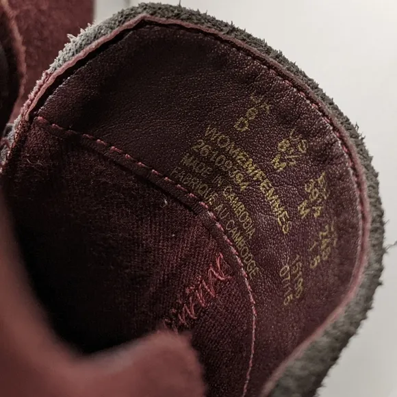 CLARKS Somerset Suede Burgundy Grey Loafers Sz 8.5