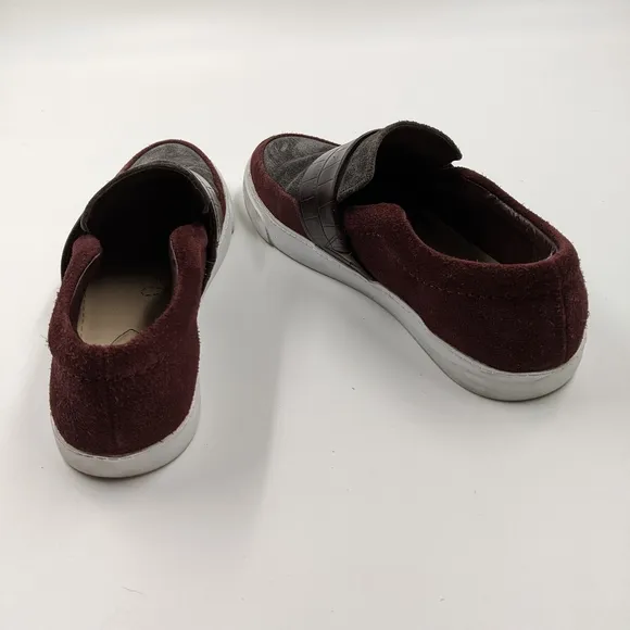 CLARKS Somerset Suede Burgundy Grey Loafers Sz 8.5