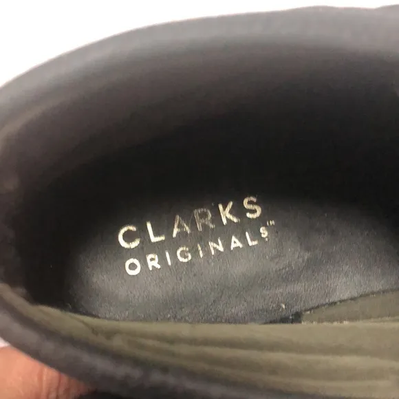 Clarks Wallabee Black Quilted Boots size 10
